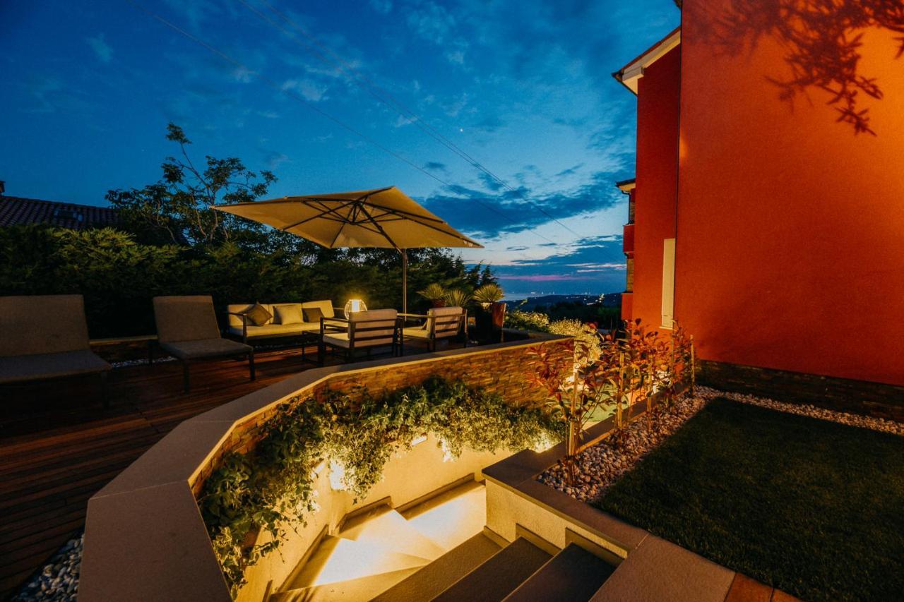 Villa Sunset Pool & Spa Apartments Zgornje Skofije Exterior photo