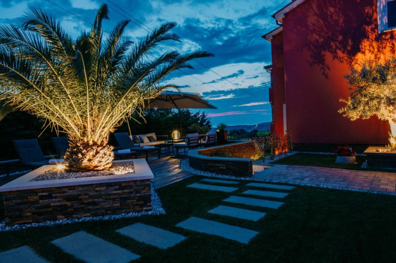 Villa Sunset Pool & Spa Apartments Zgornje Skofije Exterior photo
